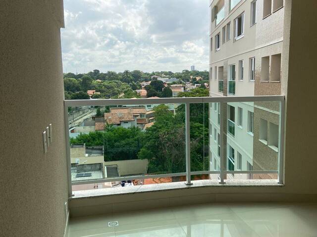 #111 - Apartamento para Venda em Teresina - PI